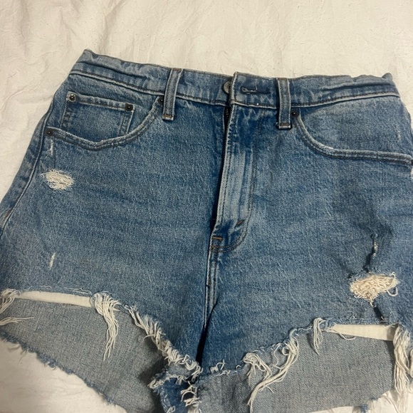 ABERCROMBIE shorts - Picture 5 of 14